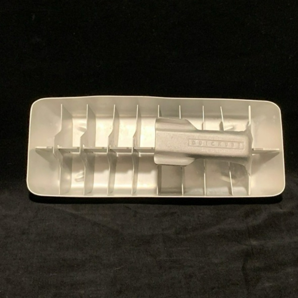 VINTAGE QUICKCUBE ICE CUBE‎ TRAY ALUMINUM METAL QUICK RELEASE